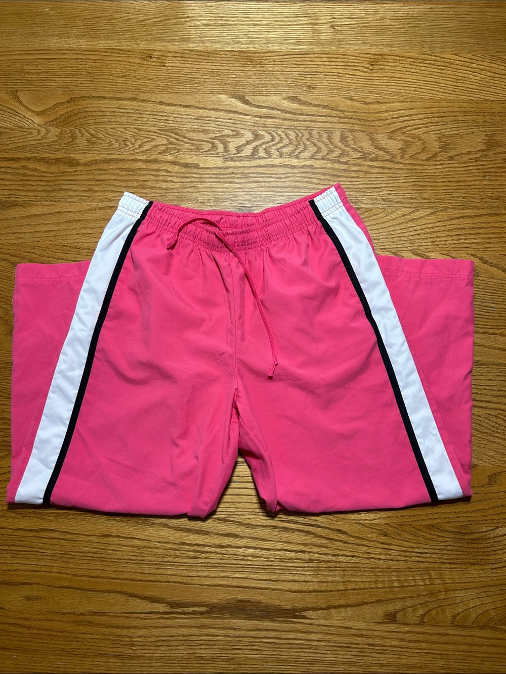 Women’s Nike Y2K Track Capris Hot Pink Size Medium